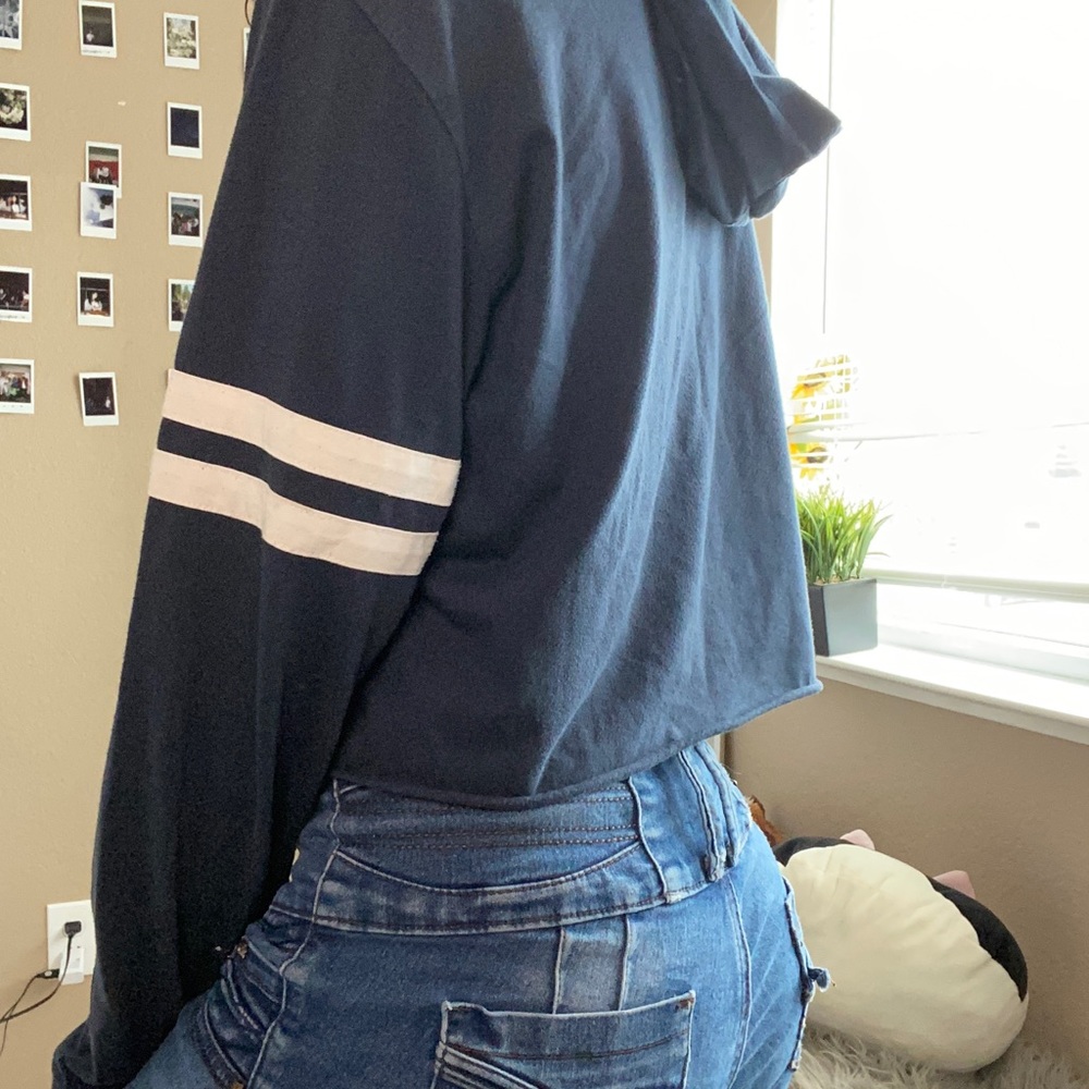hollister crop top